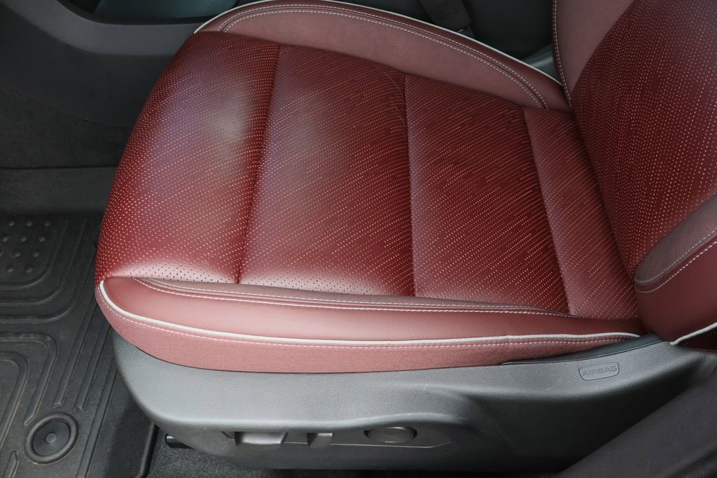 Certified 2025 Buick Envision Sport Touring AWD/4WD image 22