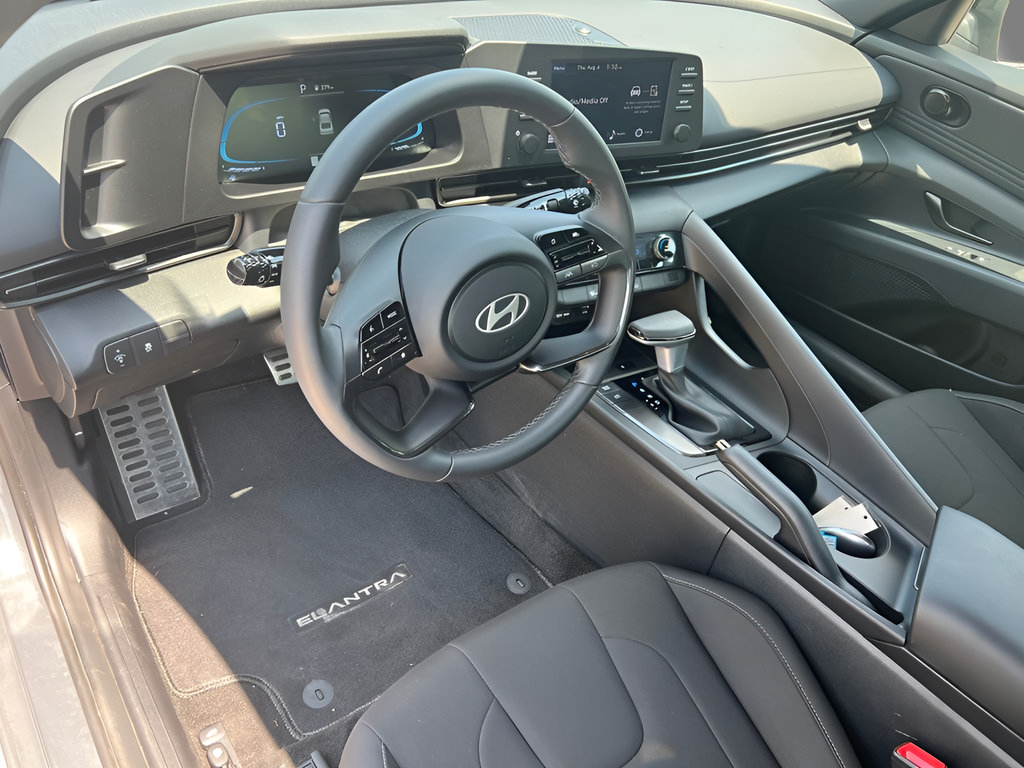 New 2026 Hyundai Elantra Sport FWD image 12