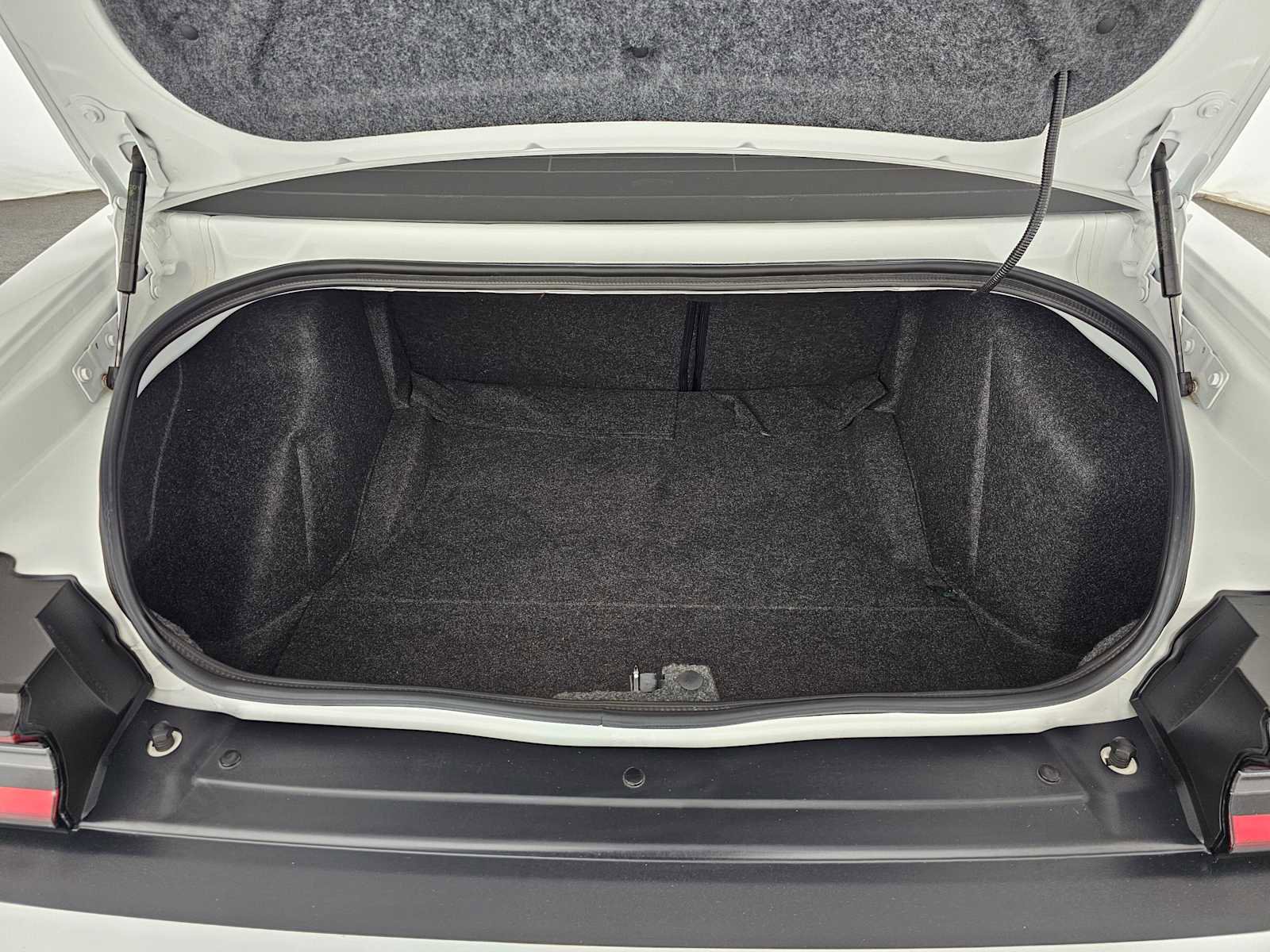 Used 2020 Dodge Challenger R/T Scat Pack w/ Dynamics Package image 15