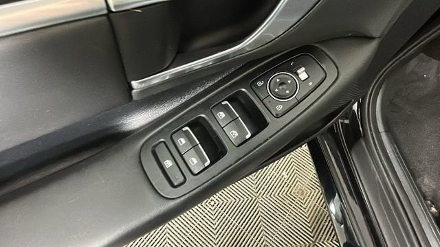 Used 2023 Hyundai Sonata SEL FWD image 11