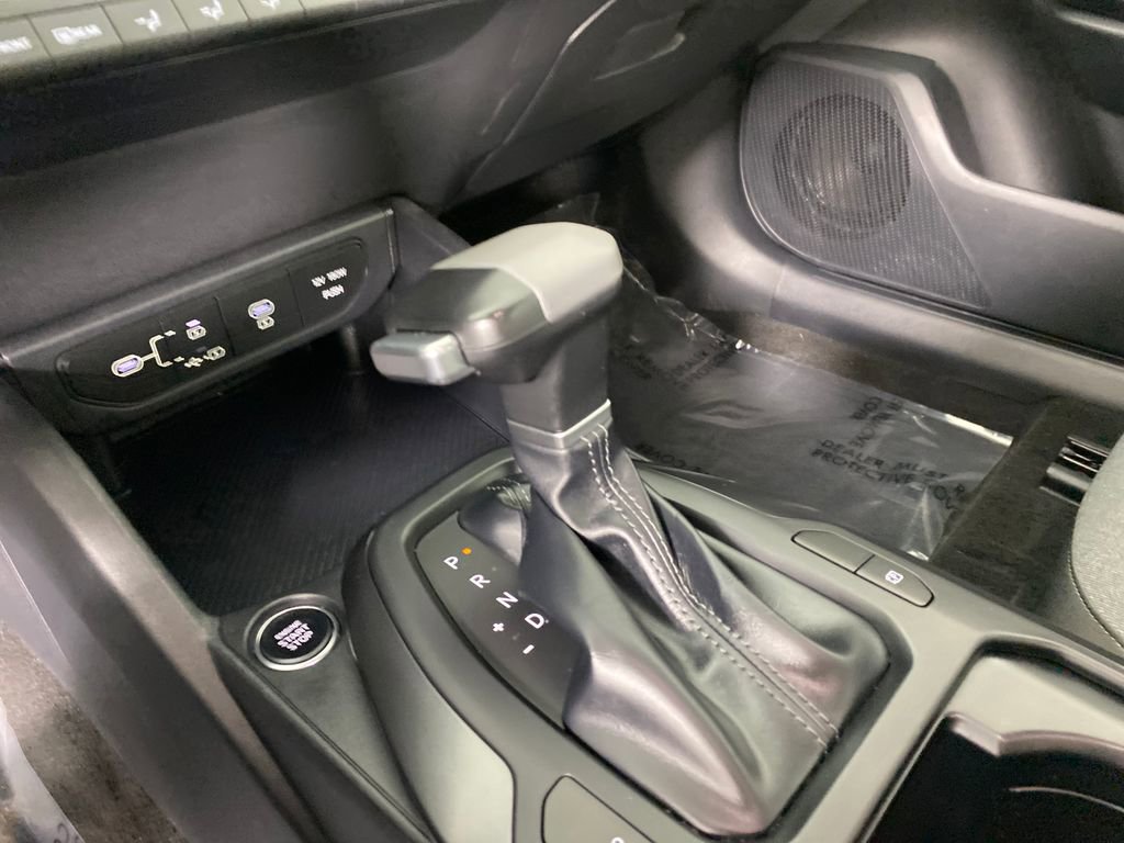 Used 2025 Kia K4 LX image 18
