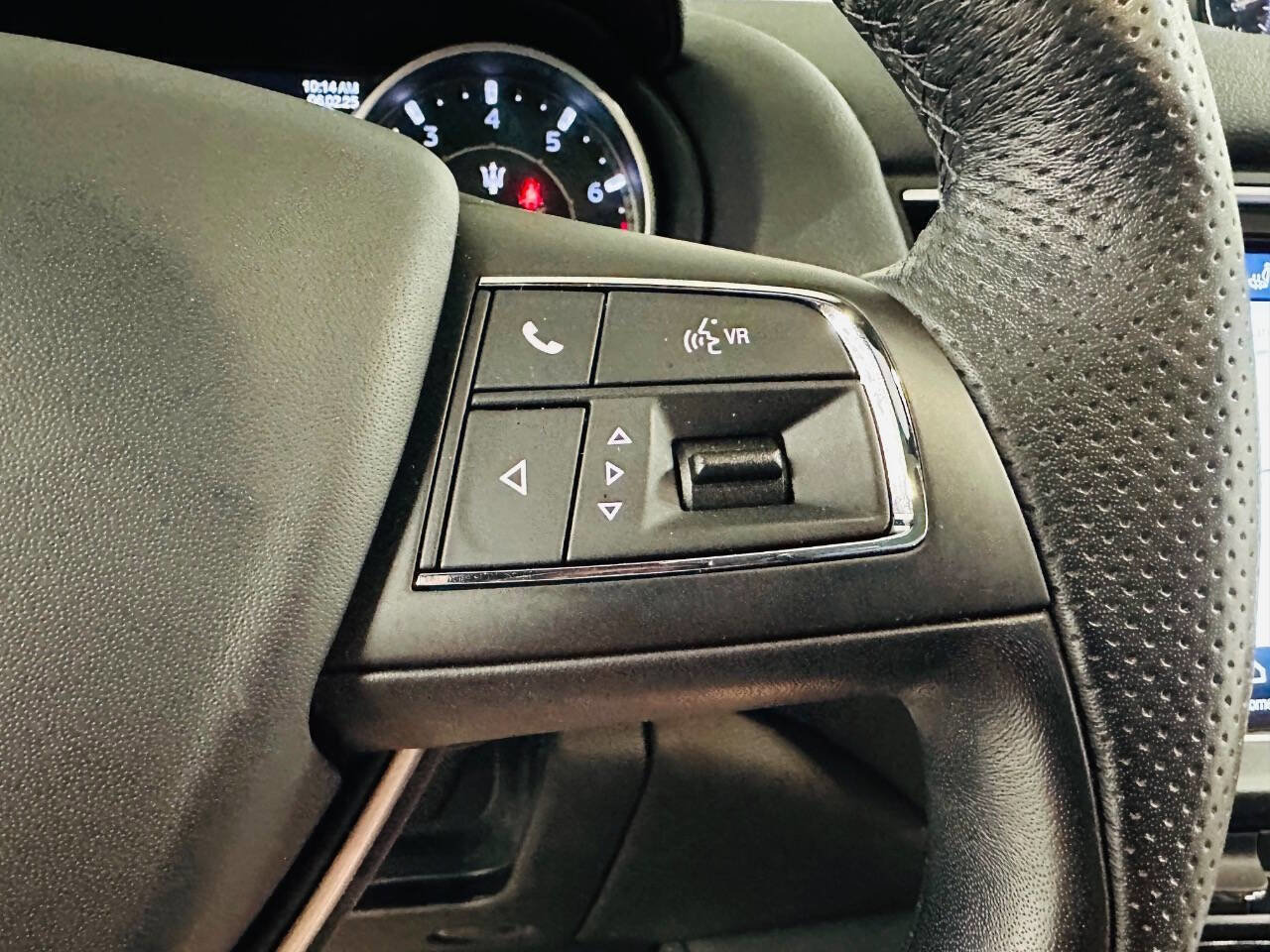 Used 2021 Maserati Levante image 17