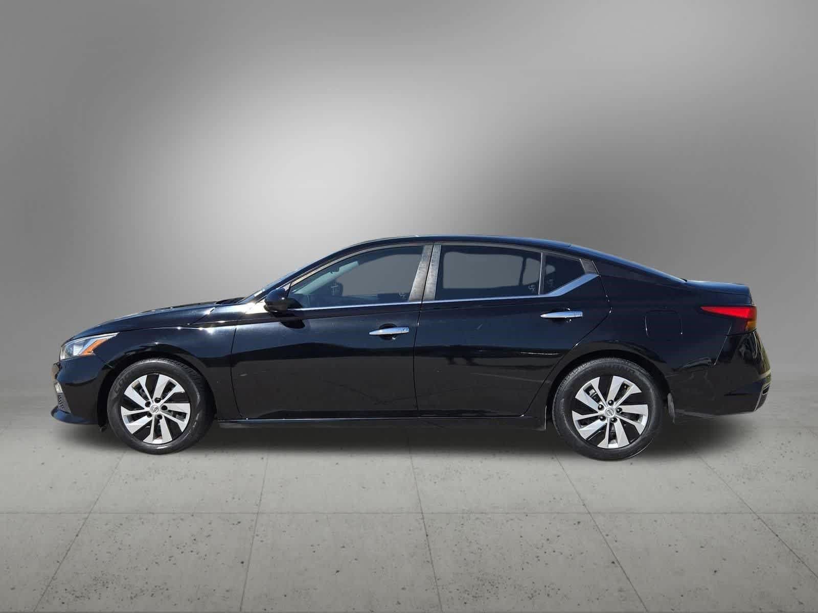 Used 2019 Nissan Altima 2.5 S FWD image 3