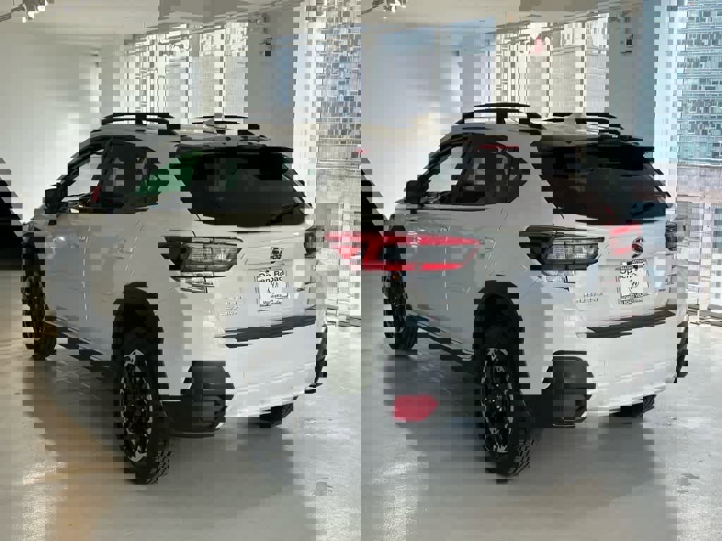 Used 2023 Subaru Crosstrek 2.0i Premium image 6