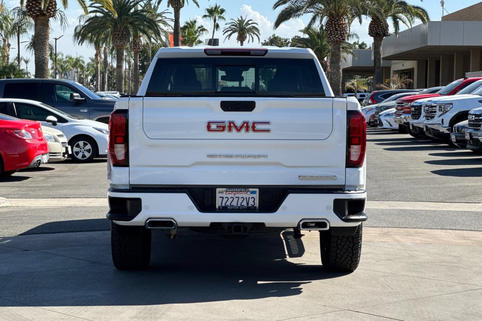 Certified 2023 GMC Sierra 1500 Elevation w/ Preferred Package AWD/4WD image 5