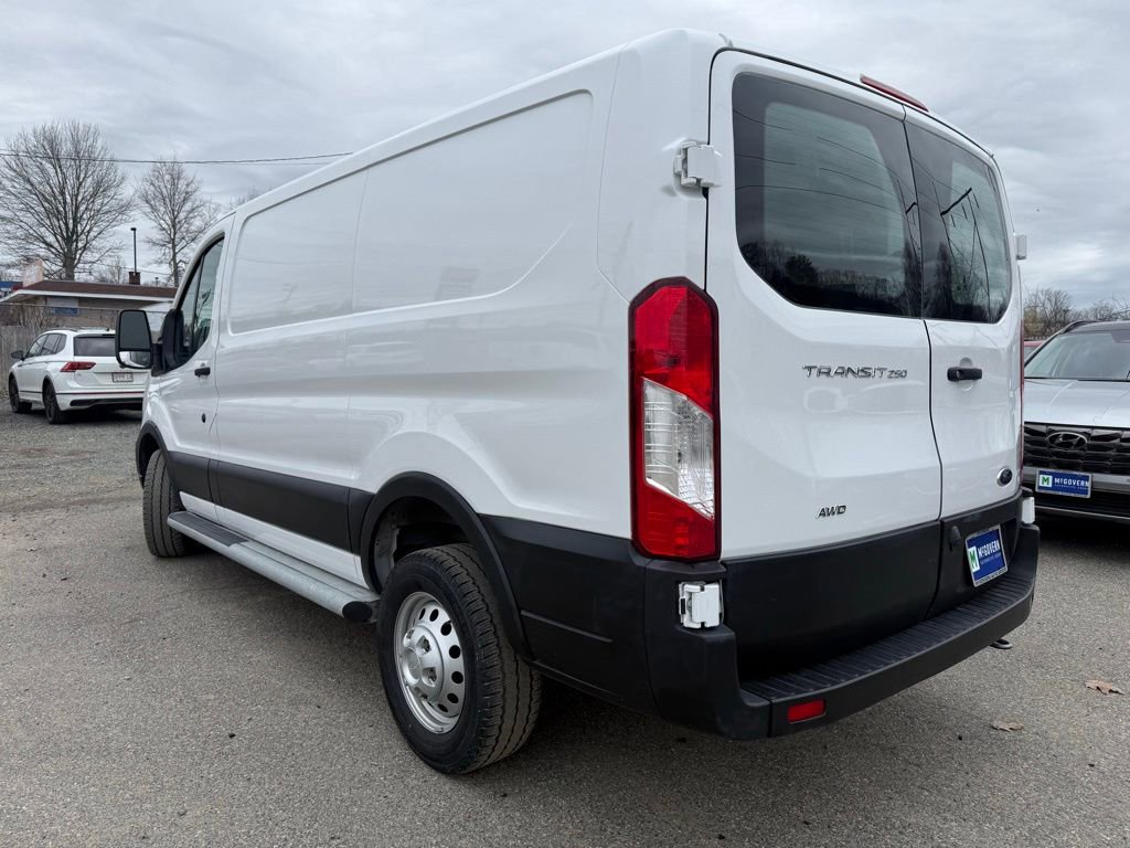 Used 2023 Ford Transit 250 Low Roof AWD w/ Exterior Upgrade Package image 7