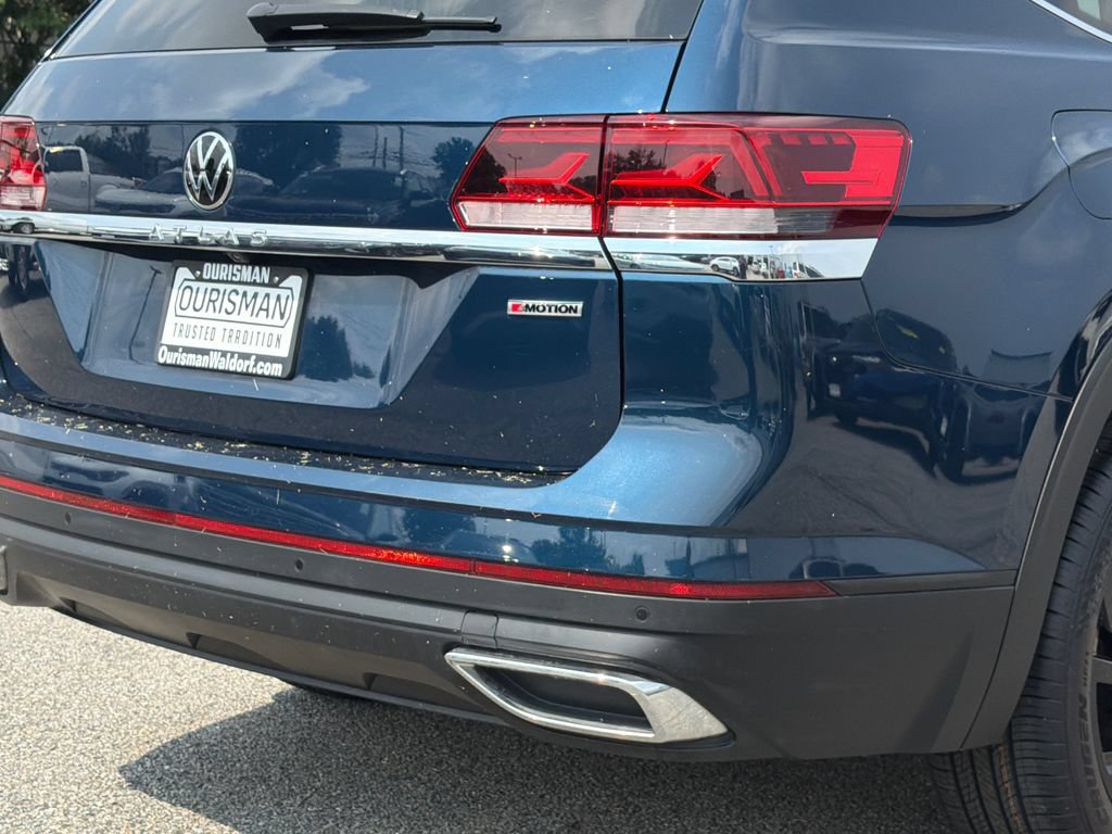 Used 2022 Volkswagen Atlas SE w/ Black Wheel Package AWD/4WD image 6