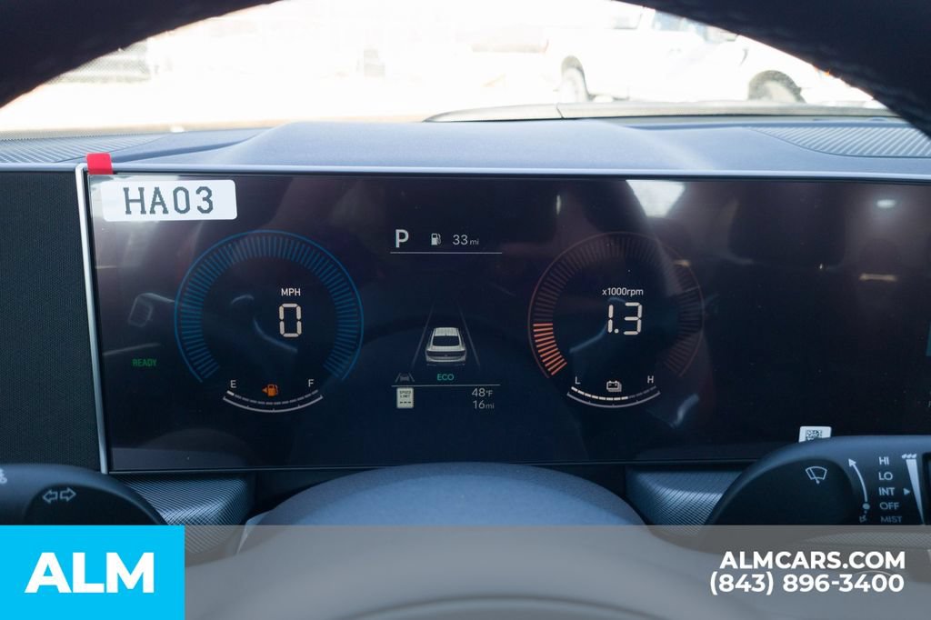 Used 2025 Hyundai Sonata SEL FWD image 28