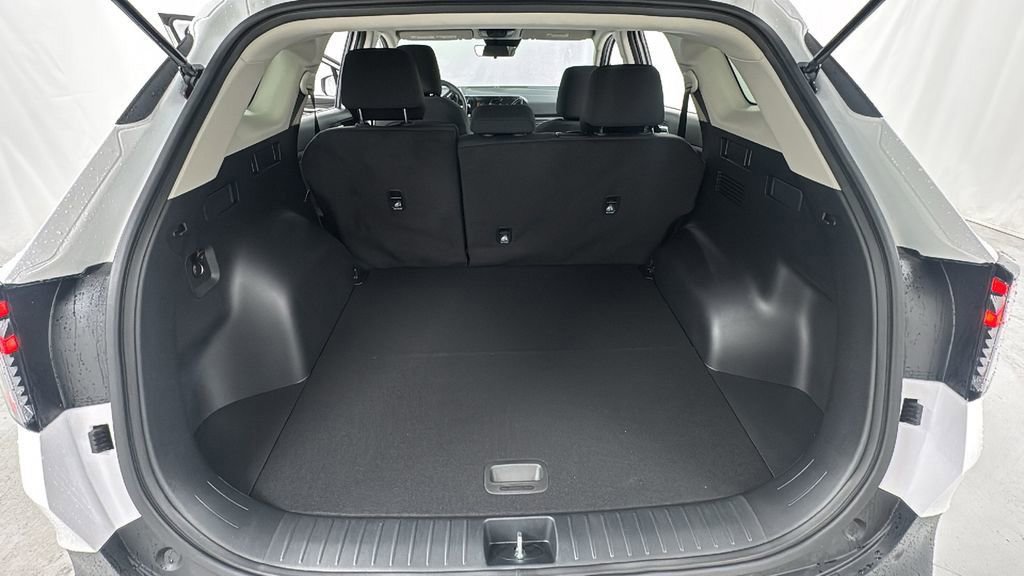 New 2026 Kia Sportage LX AWD/4WD image 15