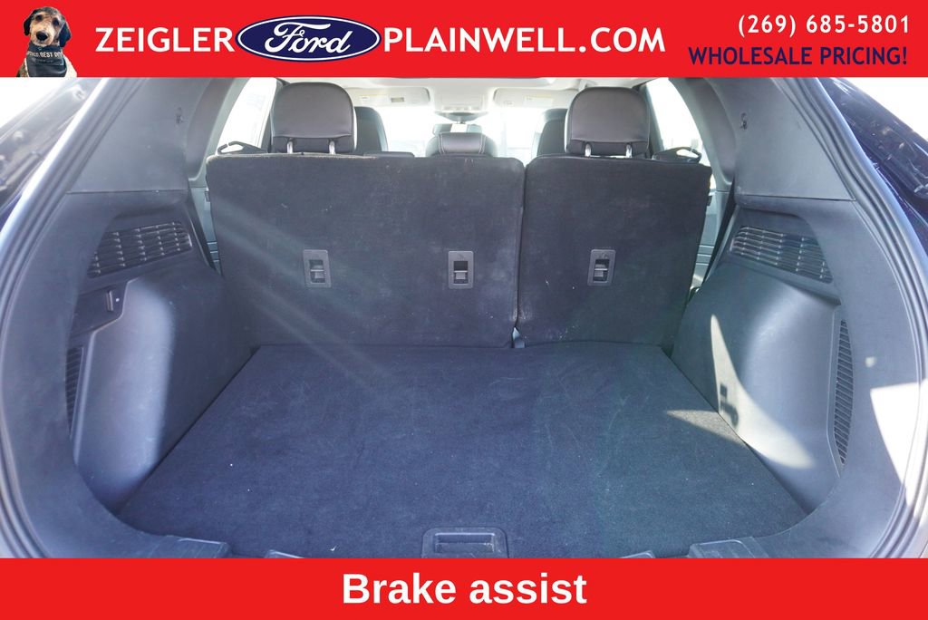 Used 2024 Ford Escape Platinum image 10