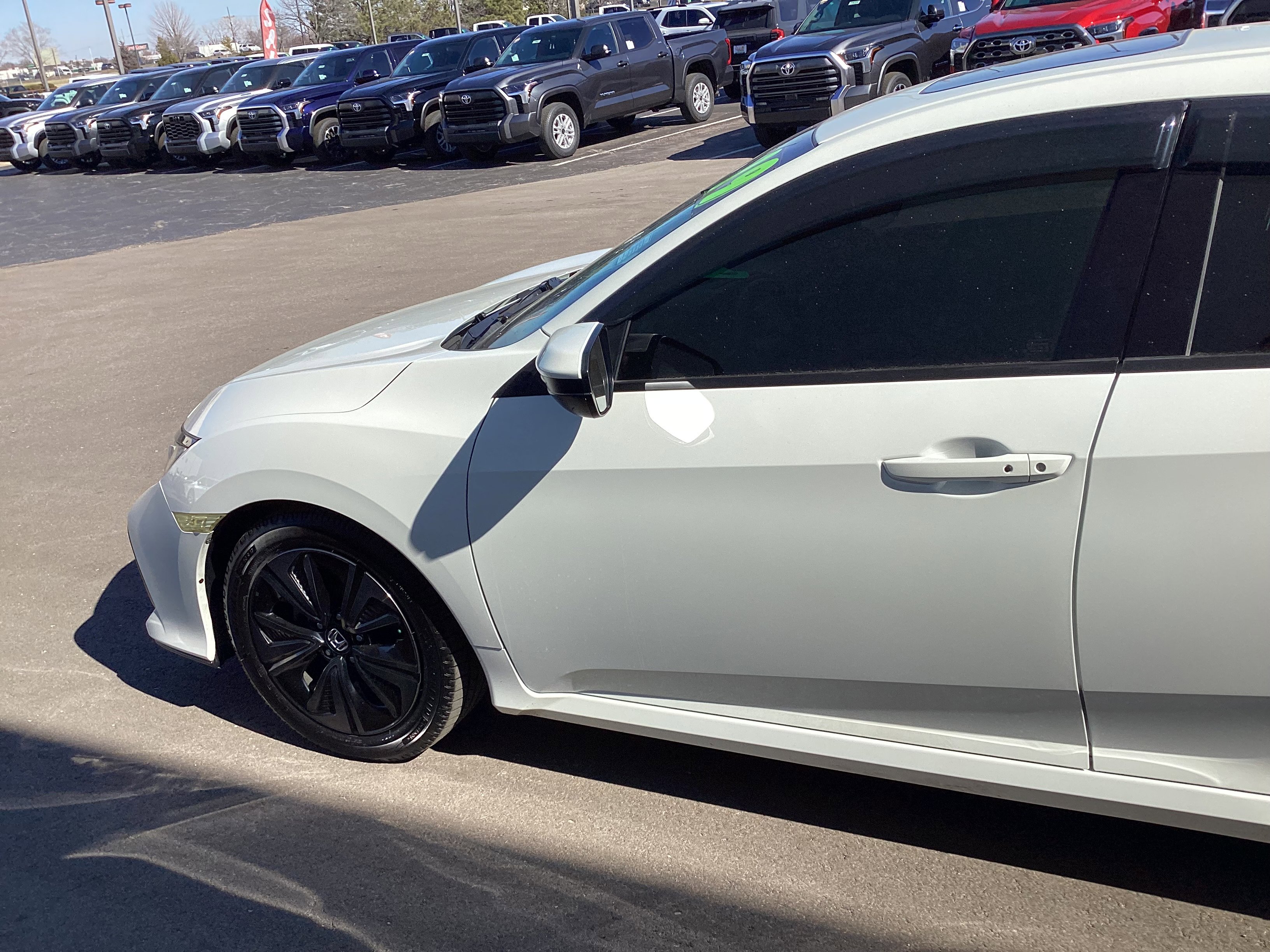 Used 2019 Honda Civic EX image 6