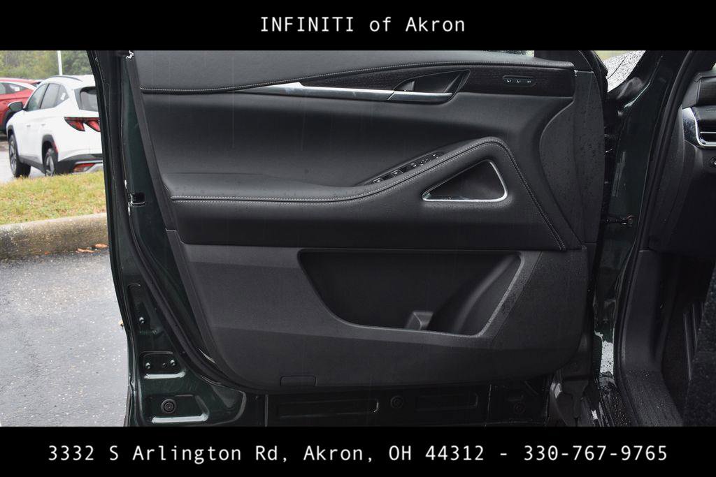Used 2026 INFINITI QX60 Autograph w/ Dark Cargo Package image 9