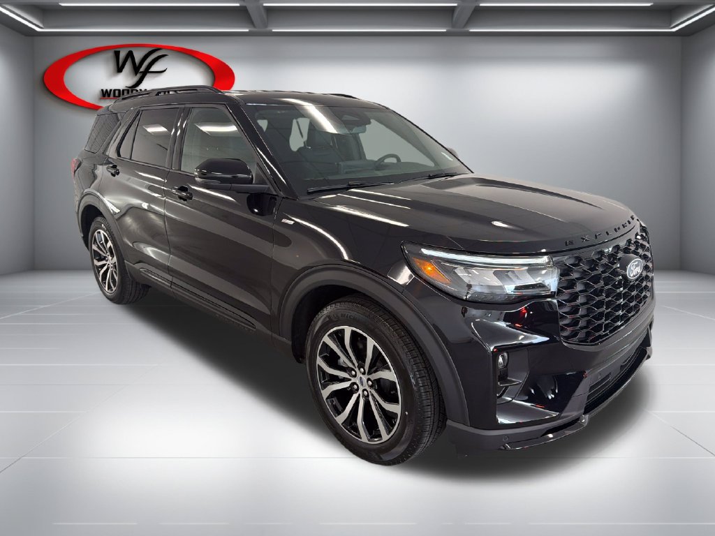 New 2027 Ford Explorer ST-Line w/ Premium Package RWD image 3
