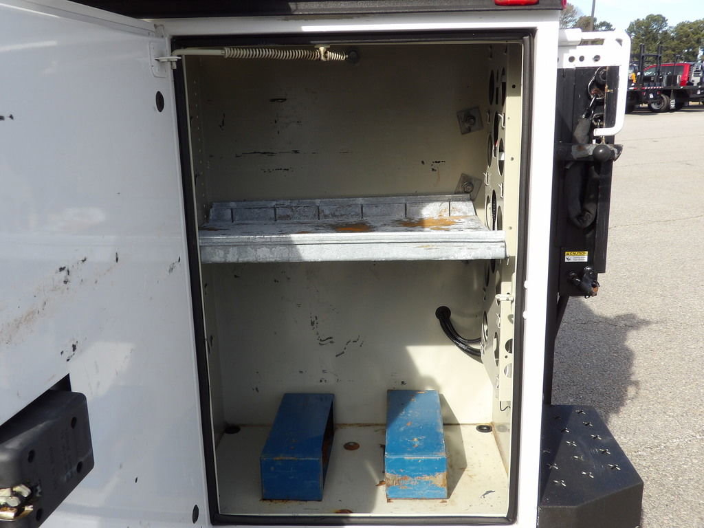 Used 2015 Ford F450 XL w/ Power Equipment Group image 41