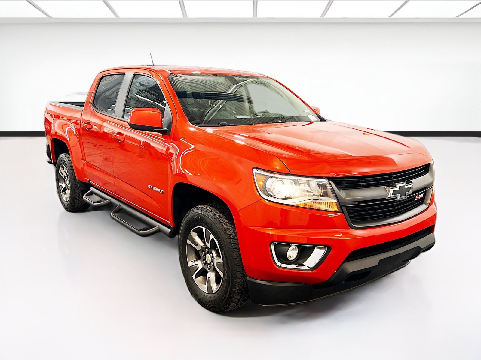 Used 2016 Chevrolet Colorado Z71 AWD/4WD image 3