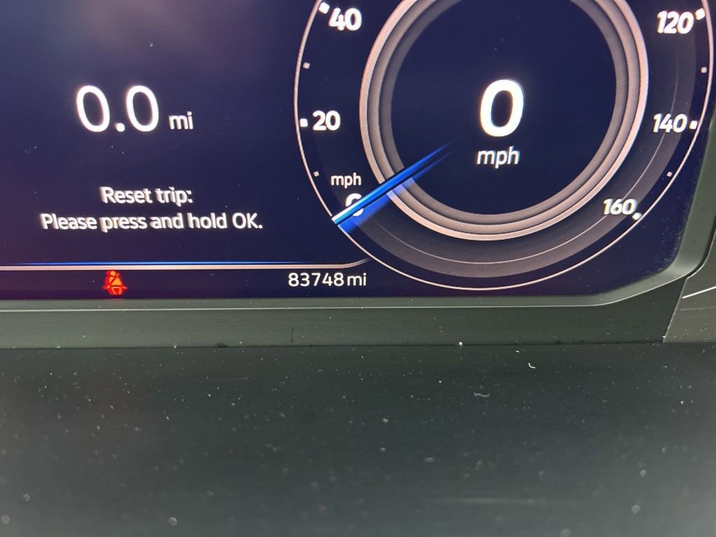 Used 2022 Volkswagen Tiguan SEL R-Line image 26