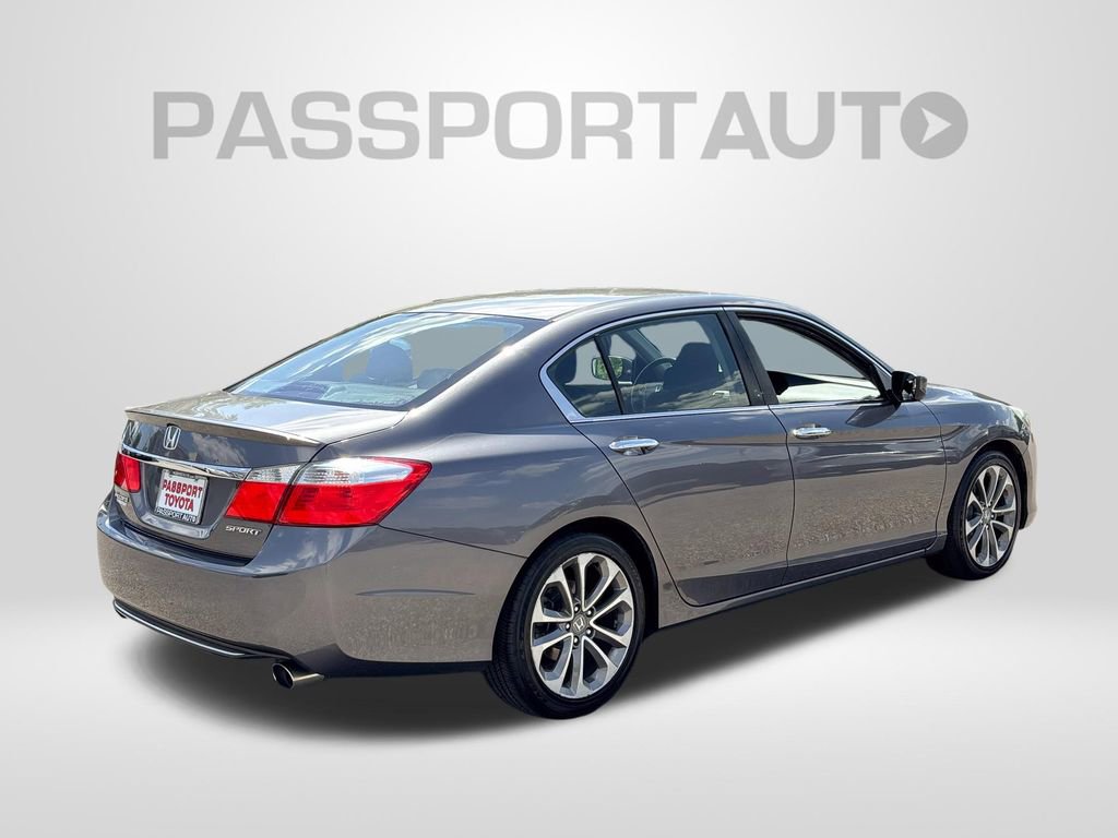 Used 2013 Honda Accord Sport image 7