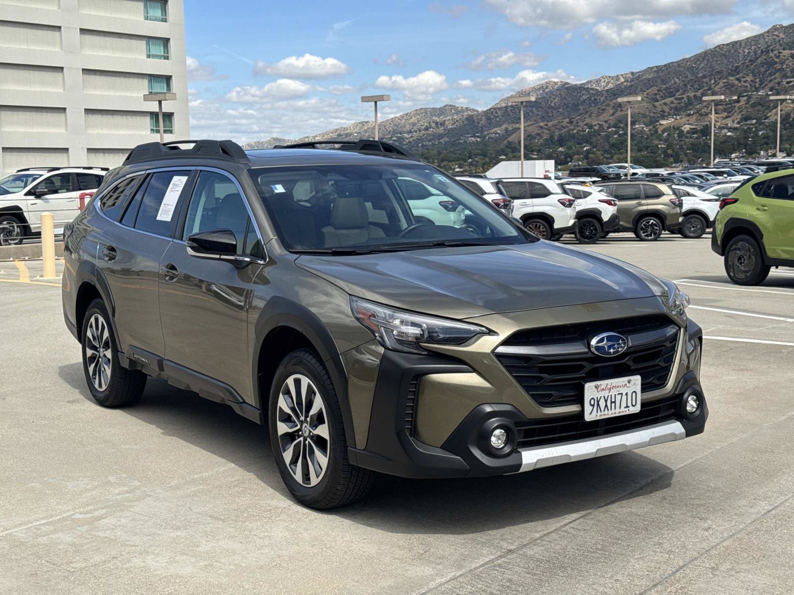Used 2024 Subaru Outback Limited AWD/4WD image 3