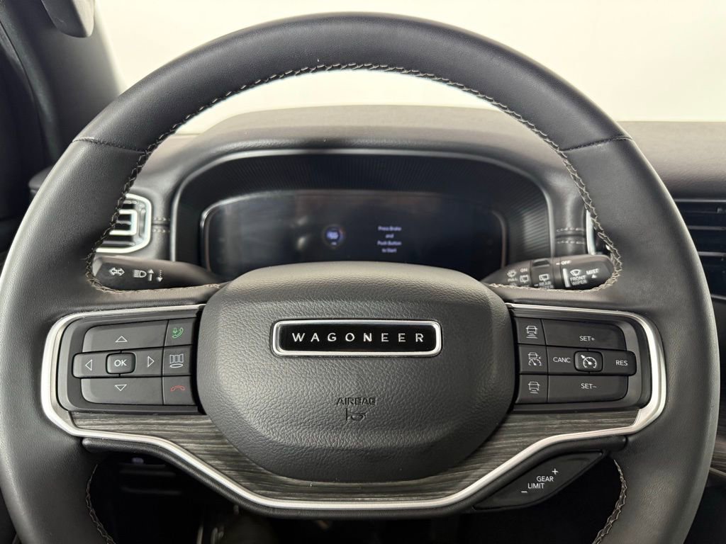 Used 2024 Jeep Wagoneer L Series II w/ Flexible Seating Group image 23