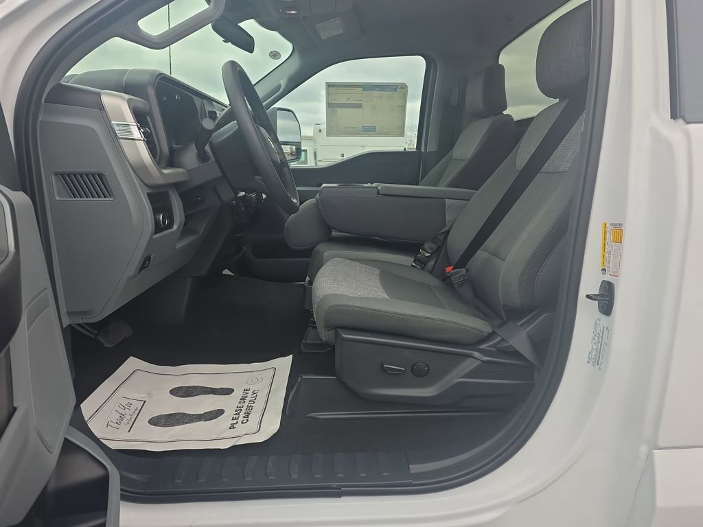 New 2026 Ford F350 XLT AWD/4WD image 9