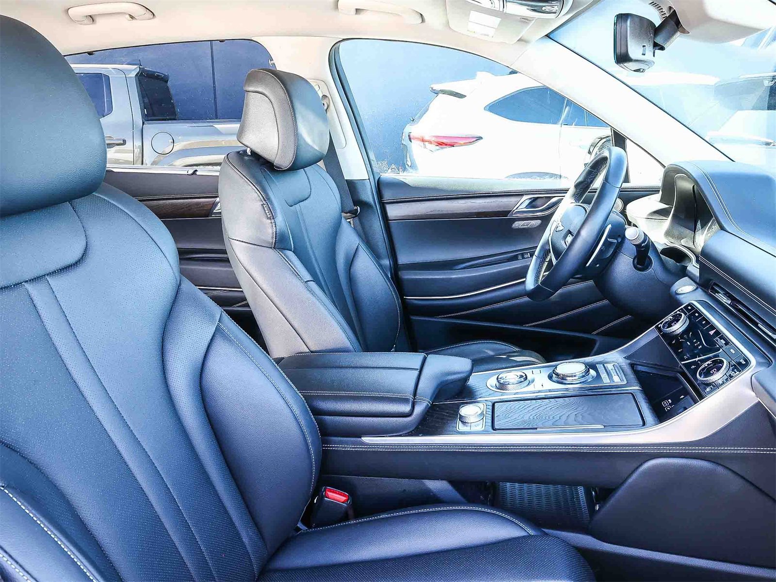 Used 2024 Genesis GV80 2.5T image 18