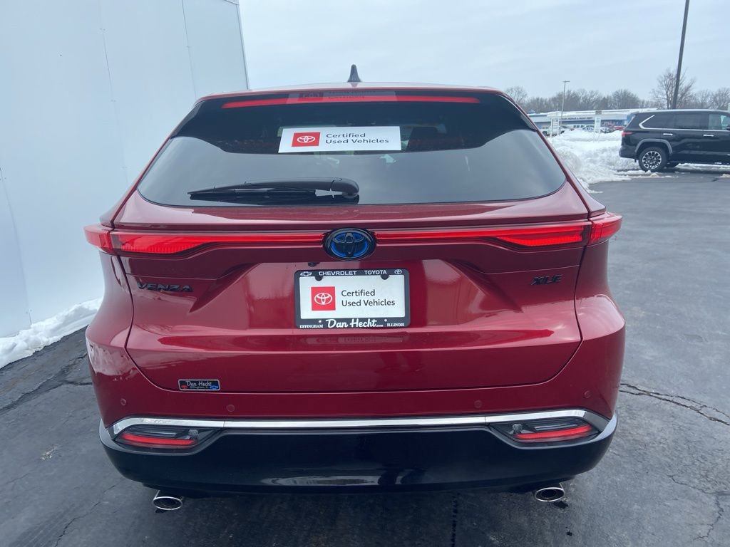Certified 2024 Toyota Venza Nightshade image 9