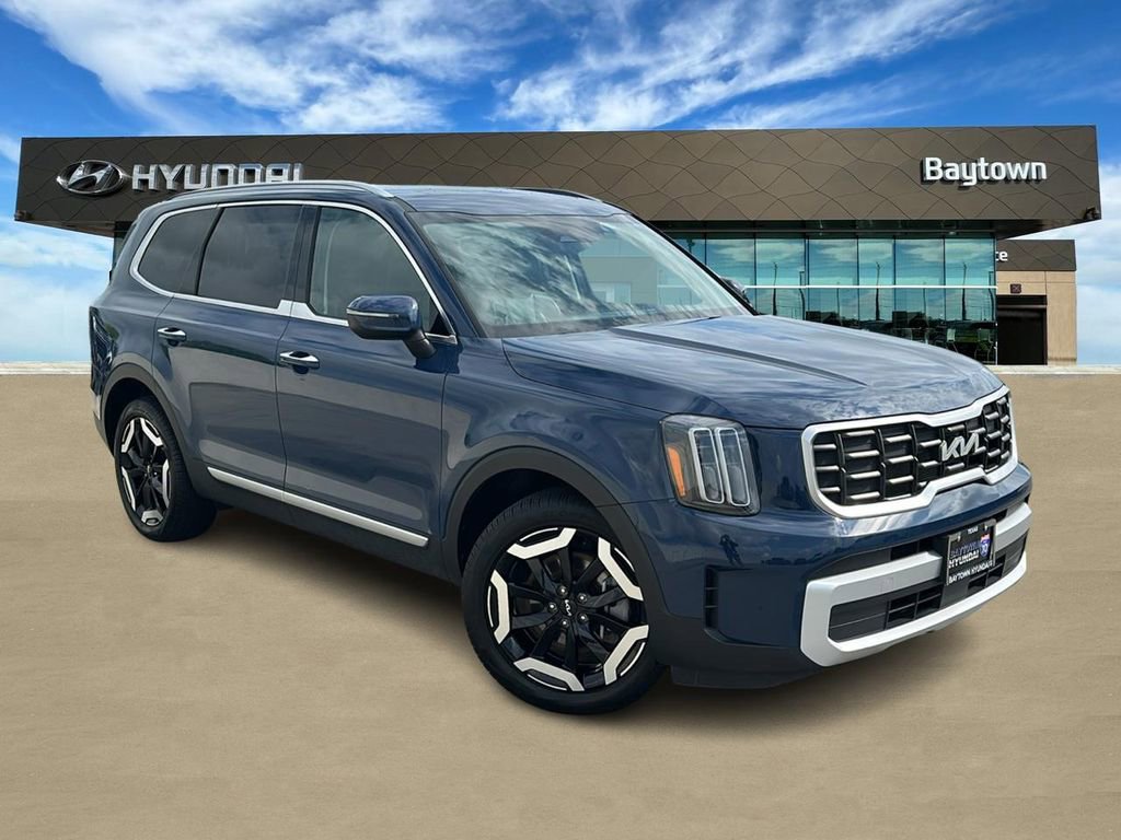 Used 2025 Kia Telluride S AWD/4WD image 1