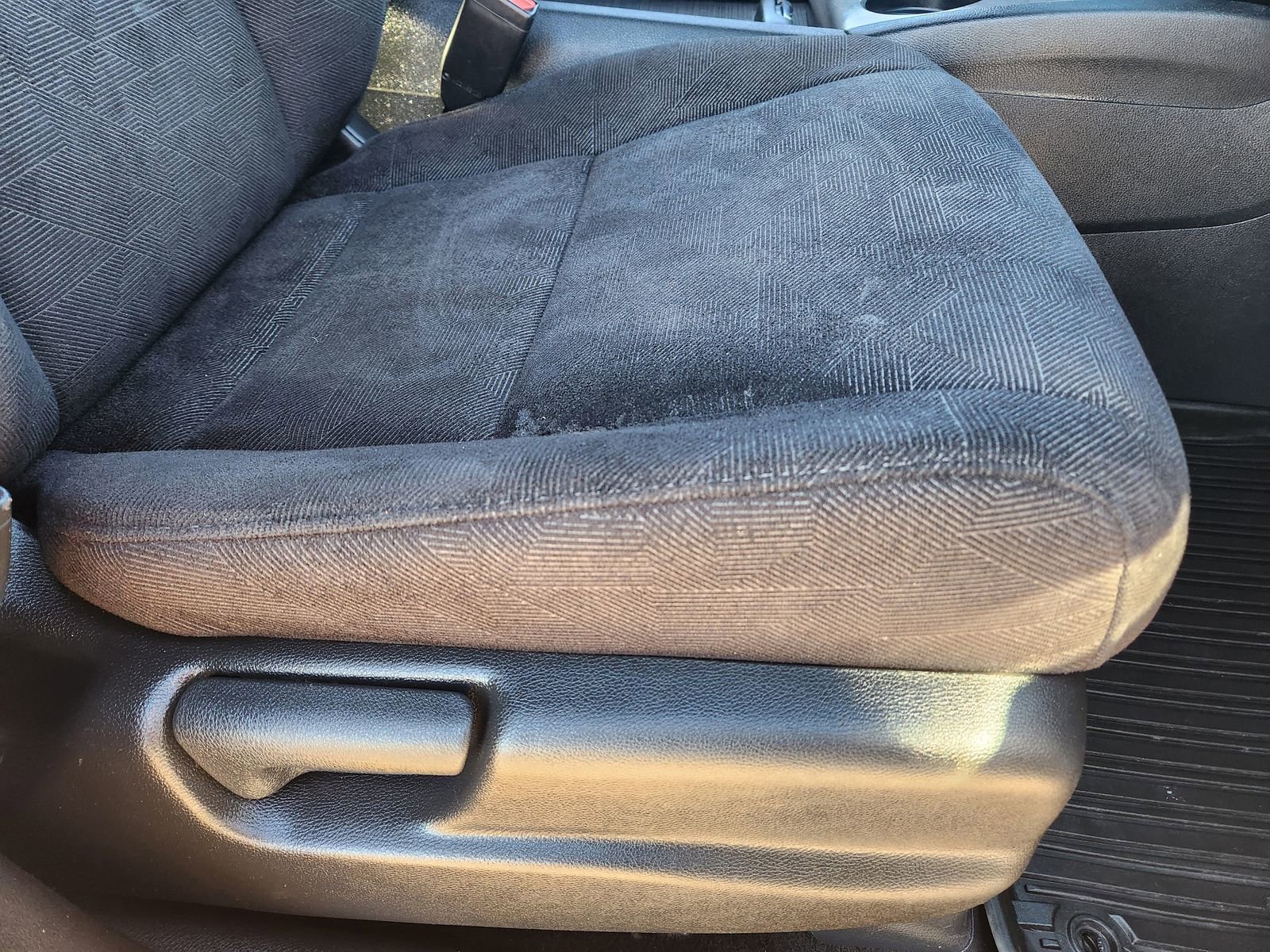 Used 2022 Honda Pilot Sport image 28