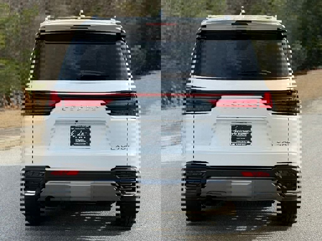 New 2026 Lexus LX 700h Luxury image 13