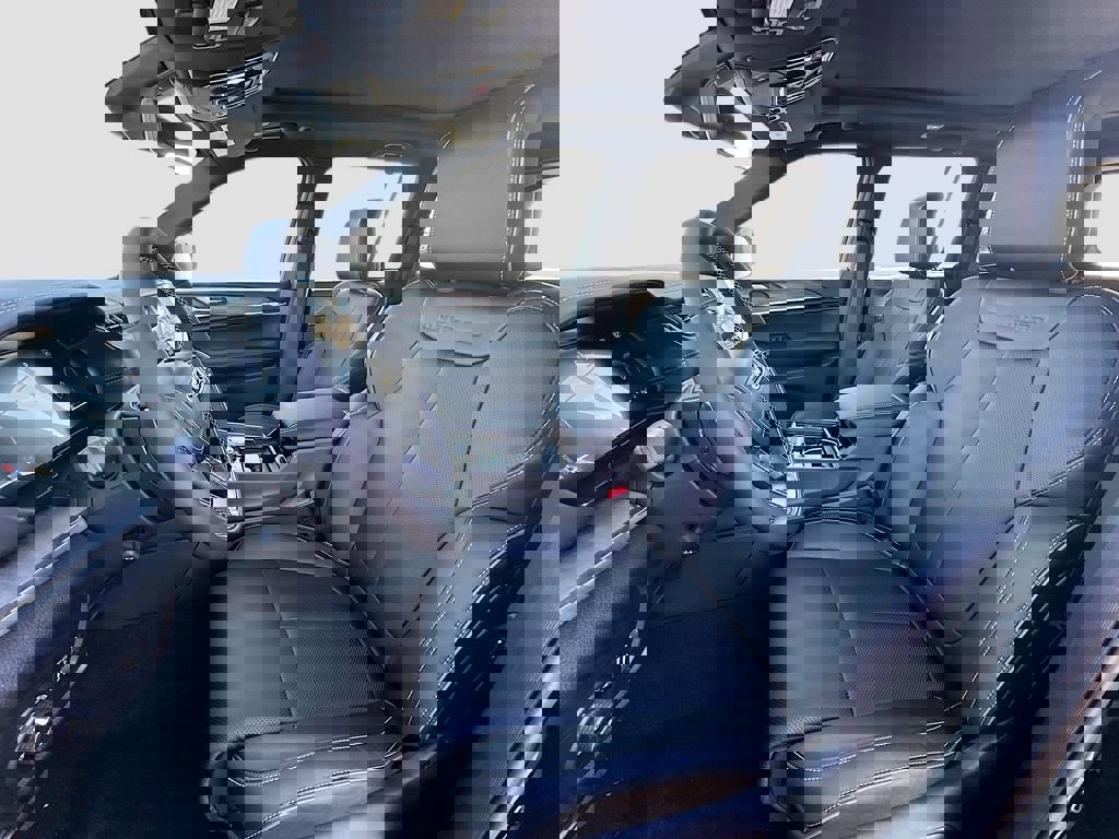 New 2025 Jeep Grand Cherokee Overland w/ Luxury Tech Group IV image 24