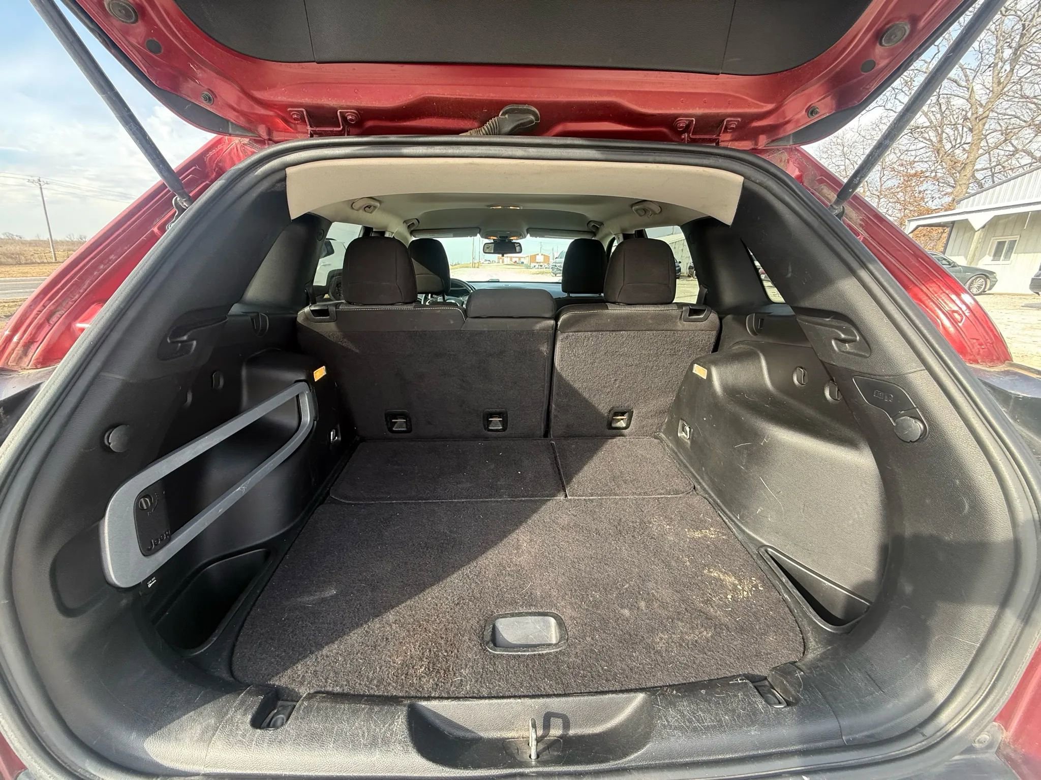 Used 2014 Jeep Cherokee Latitude image 14