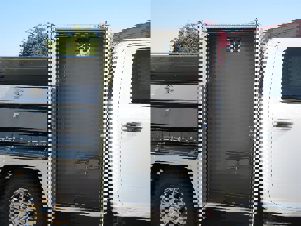 New 2022 RAM 3500 Tradesman w/ Chrome Appearance Group image 39