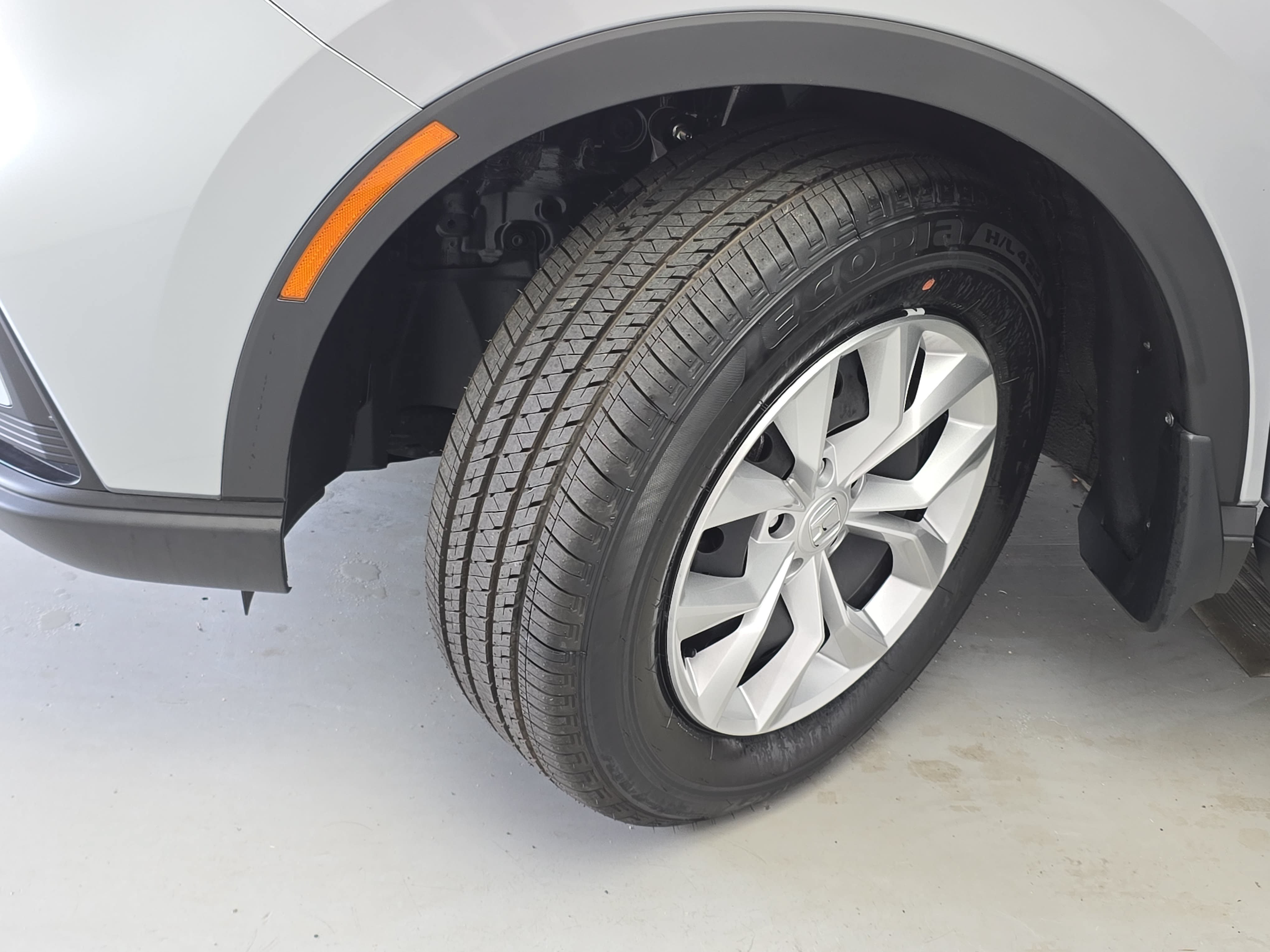 Certified 2025 Honda CR-V LX image 31
