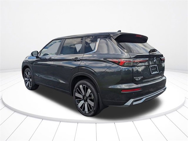 New 2025 Mitsubishi Outlander SE image 5