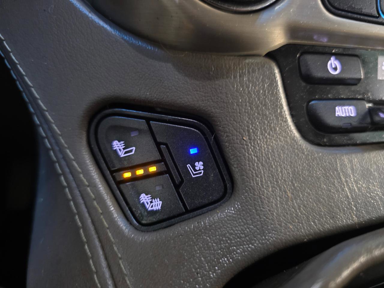 Used 2017 GMC Yukon Denali w/ Open Road Package image 28