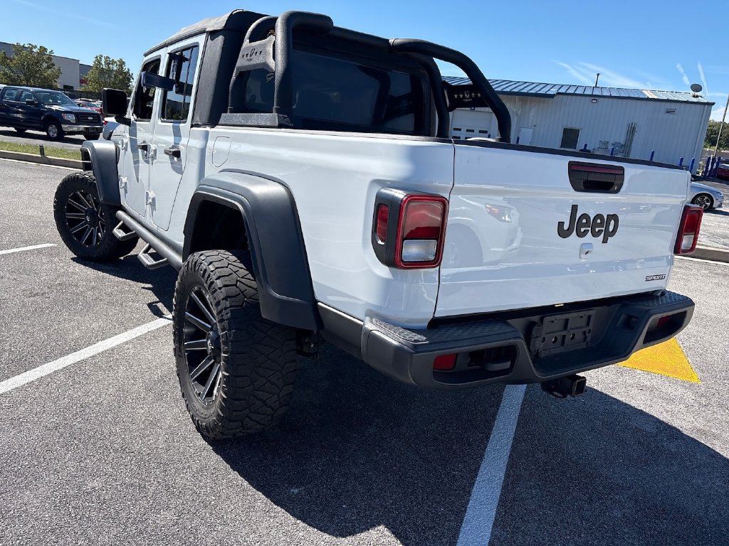 Used 2020 Jeep Gladiator Sport w/ Quick Order Package 24S AWD/4WD image 4