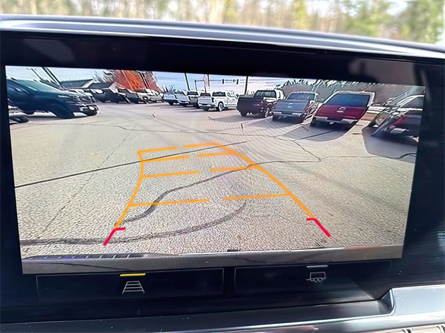 Used 2025 Chevrolet Silverado 1500 LT image 24