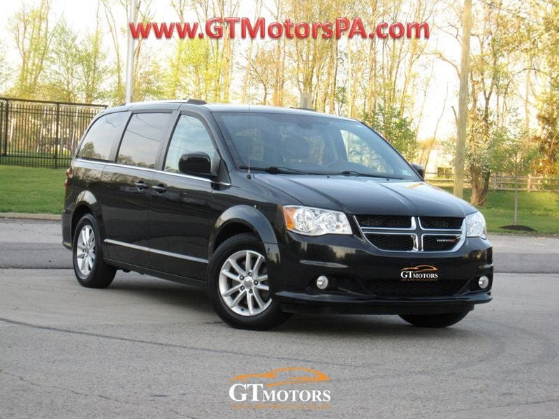 Used 2018 Dodge Grand Caravan SXT FWD image 1