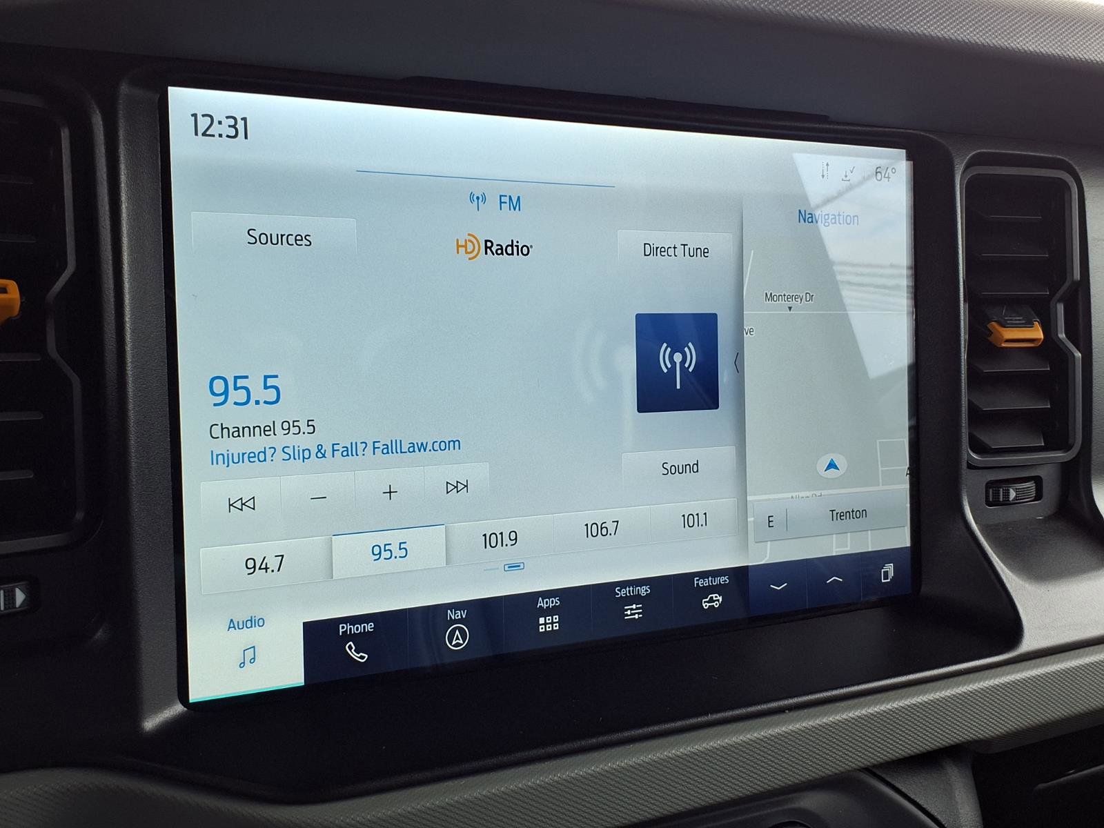 Used 2022 Ford Bronco Badlands image 13