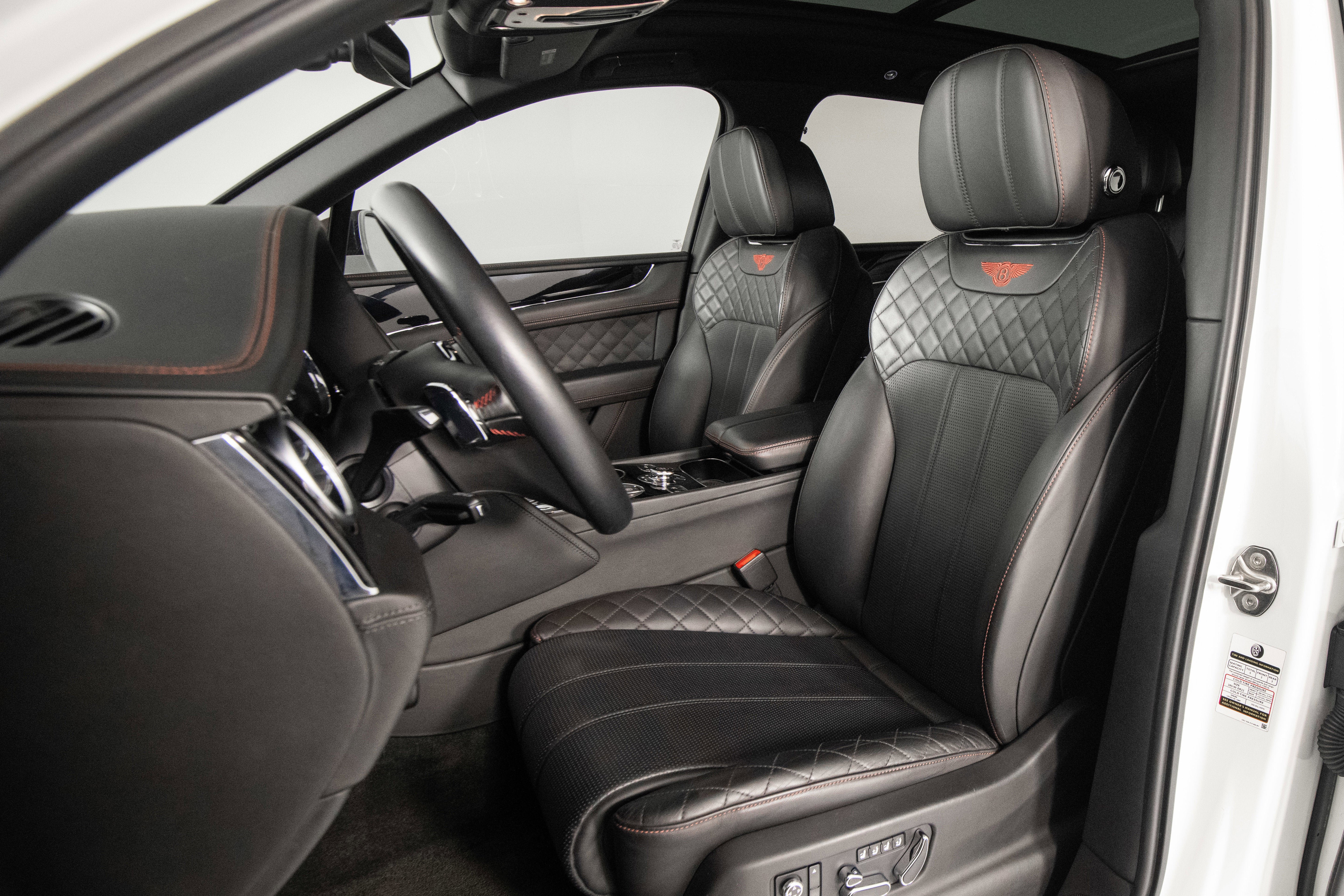 Used 2018 Bentley Bentayga image 10