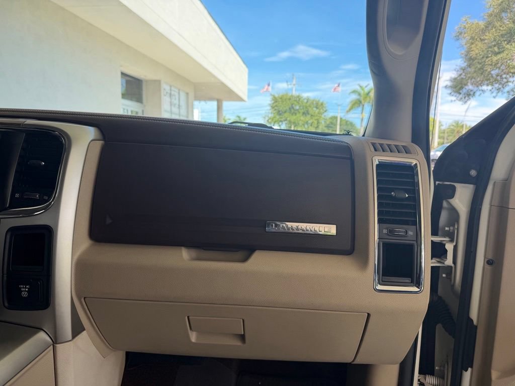 Used 2018 RAM 3500 Laramie RWD image 28