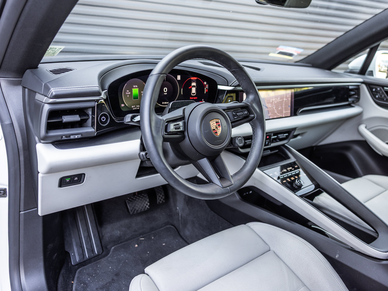 Certified 2026 Porsche Macan Electric RWD image 4
