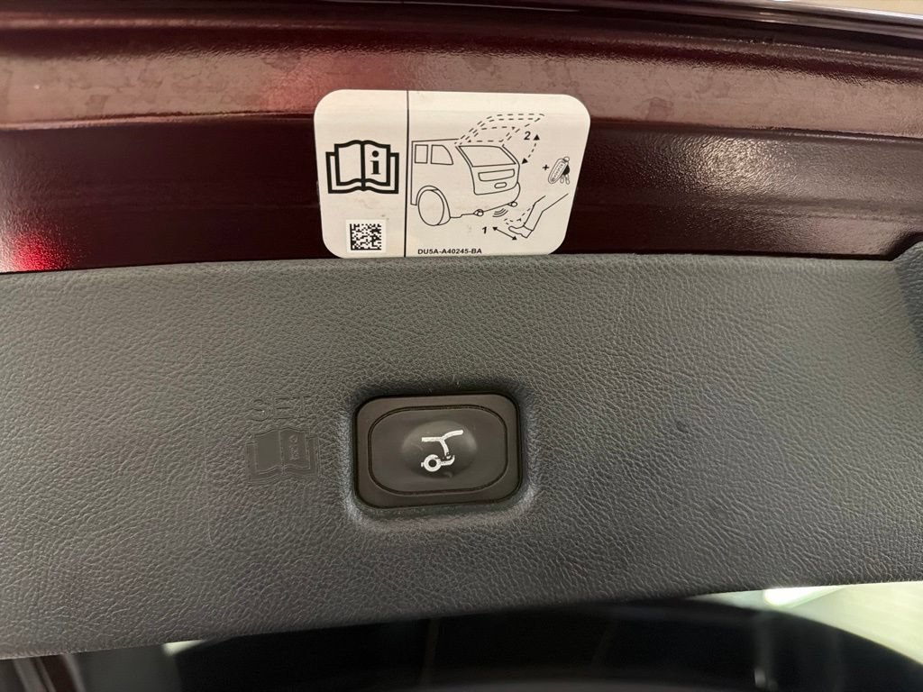 Certified 2019 Lincoln Nautilus Reserve AWD/4WD image 35