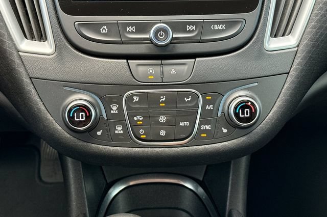 Used 2023 Chevrolet Malibu LT FWD image 25