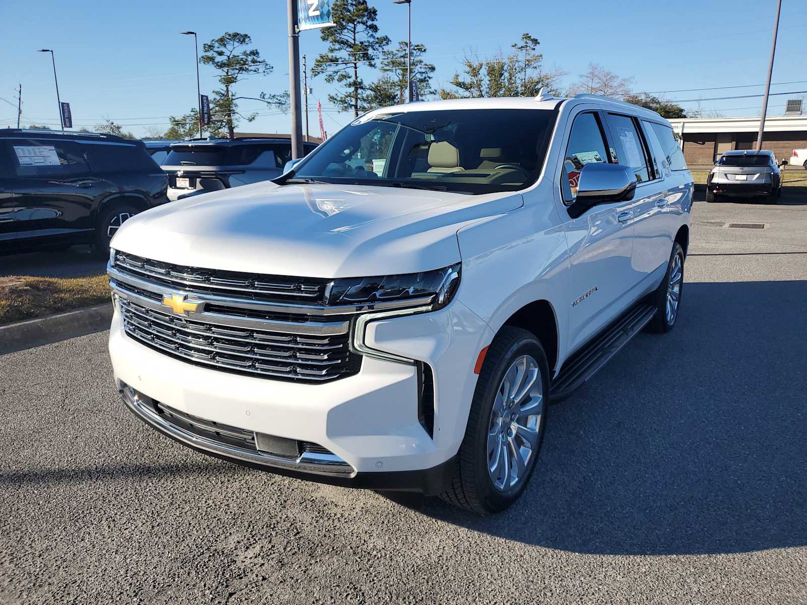 Certified 2024 Chevrolet Suburban Premier image 1