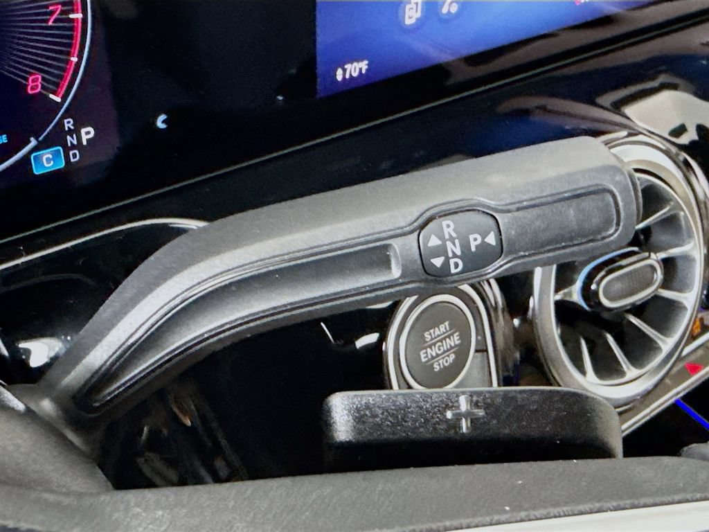 Used 2025 Mercedes-Benz GLA 250 image 16