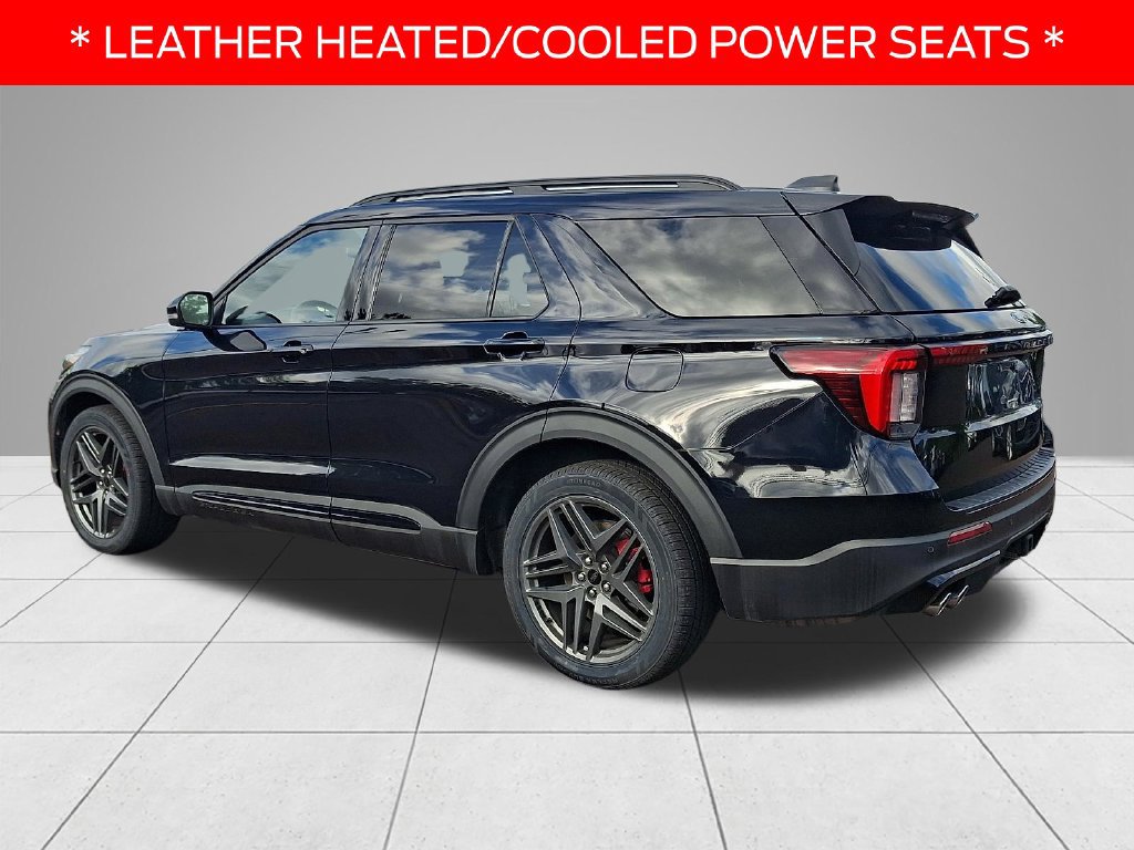 Used 2025 Ford Explorer ST w/ Sun And Sound Package AWD/4WD image 6