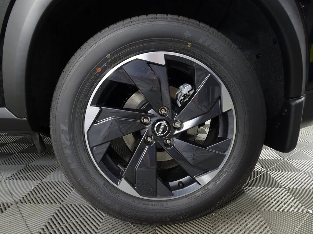 New 2026 Nissan Rogue SV w/ SV Premium Package image 7