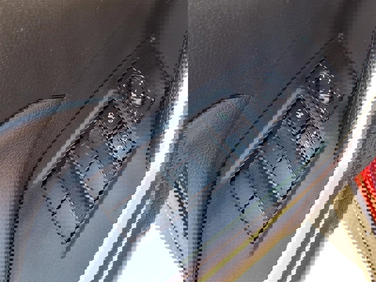 Used 2024 Toyota RAV4 LE image 14