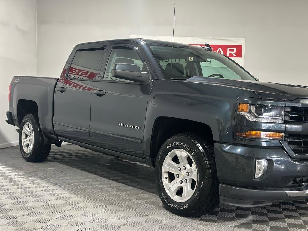 Used 2017 Chevrolet Silverado 1500 LT w/ All Star Edition AWD/4WD image 2